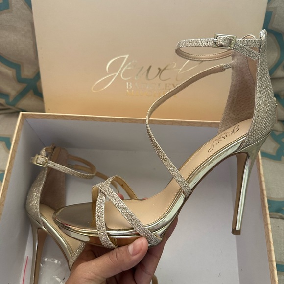 New - Picture 6 of 7